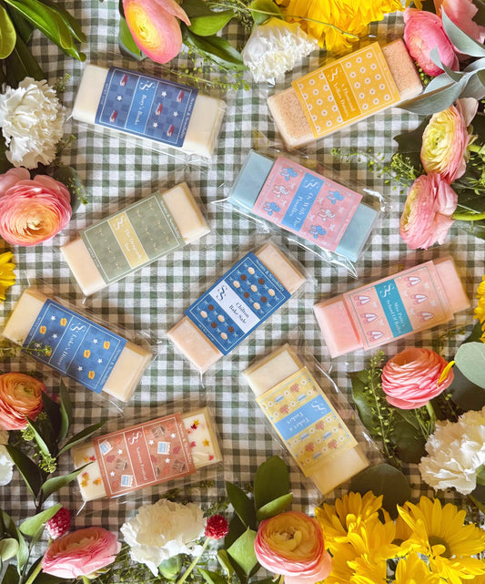 Gilmore Girls Inspired Wax Melts and Snapbars